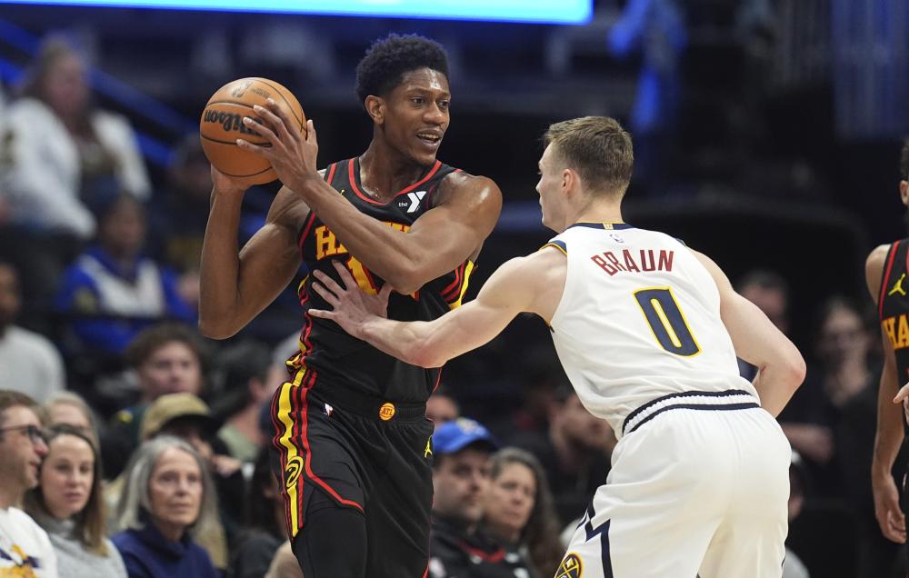 在引入女性 在引入女性