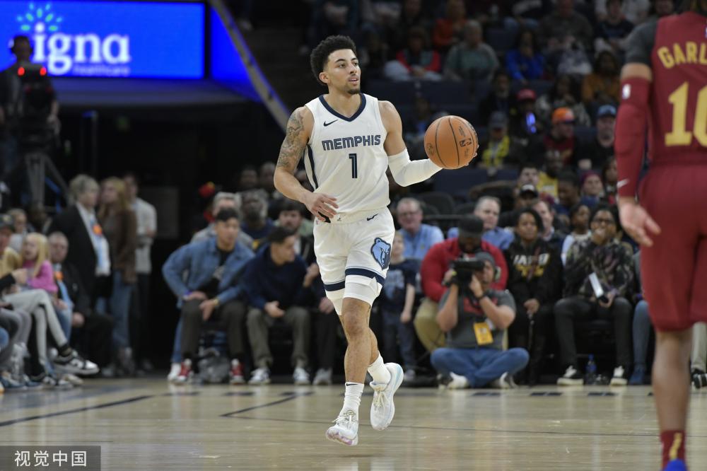 让人刮目相 让人刮目相